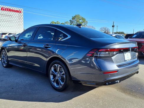 Used 2023 Honda Accord EX-L image 3