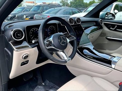 Used 2026 Mercedes-Benz GLC 300 4MATIC image 14