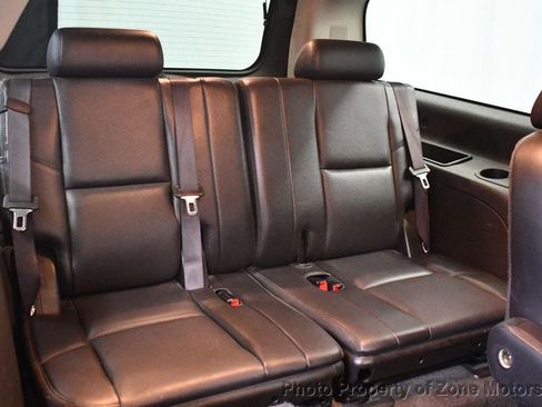 Used 2010 Chevrolet Suburban LTZ image 21