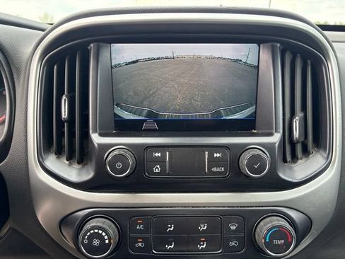 Used 2022 Chevrolet Colorado LT w/ Fleet Safety Package RWD image 13
