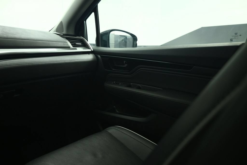 Used 2024 Honda Odyssey Elite image 44