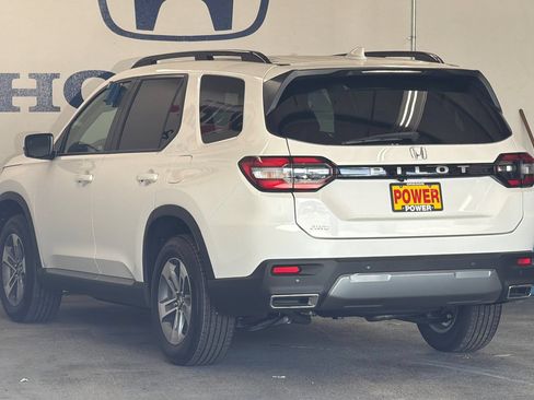 New 2026 Honda Pilot EX-L image 5