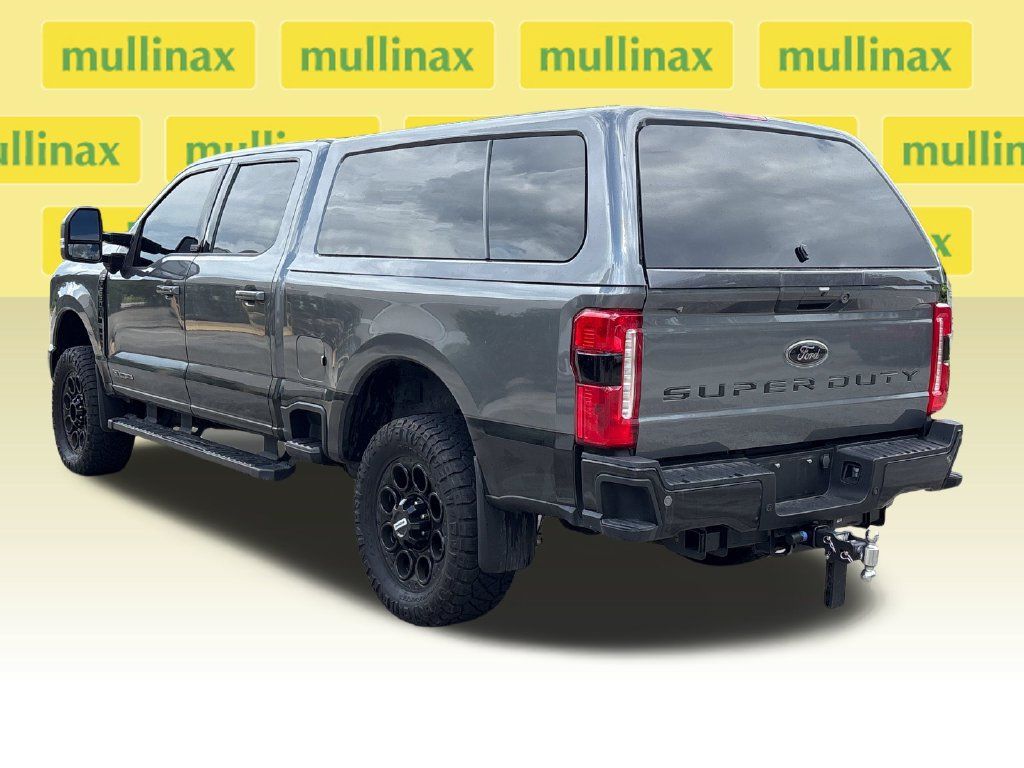 Used 2025 Ford F250 XLT w/ Black Appearance Package AWD/4WD image 12