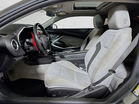 Used 2018 Chevrolet Camaro LT w/ RS Package image 17
