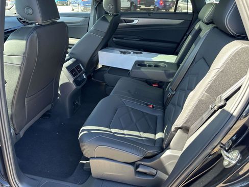 New 2026 Volkswagen Atlas Cross Sport SE image 10