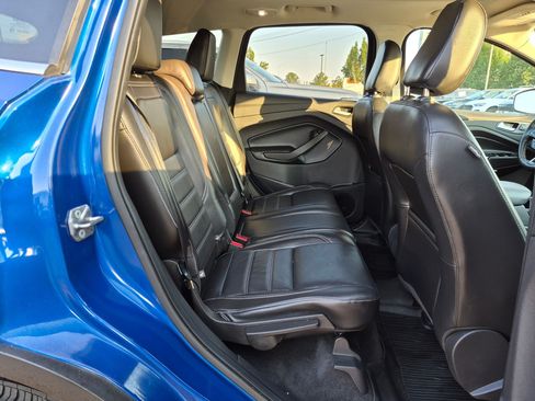 Used 2018 Ford Escape Titanium w/ Ford Safe & Smart Package AWD/4WD image 33