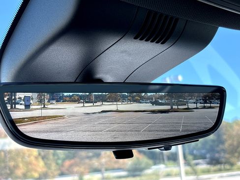 New 2025 Chevrolet Silverado EV RST image 32