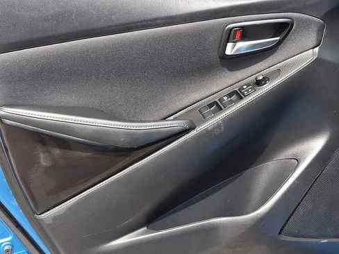Certified 2018 Toyota Yaris iA FWD image 14