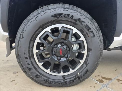 New 2026 Toyota Tacoma TRD Off-Road AWD/4WD image 7
