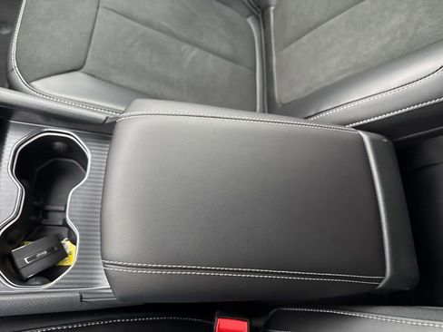 New 2025 Jeep Grand Cherokee Altitude w/ Trailer Tow Package image 31