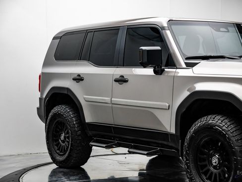 Used 2024 Toyota Land Cruiser image 22