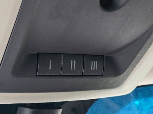 Used 2015 RAM 3500 Laramie Longhorn image 43