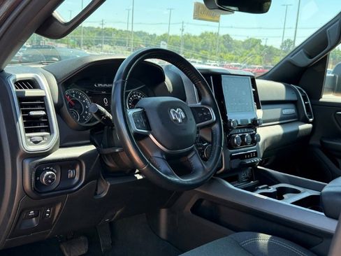 Used 2022 RAM 1500 Big Horn AWD/4WD image 12