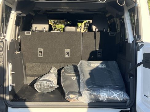 New 2025 Ford Bronco Badlands image 21