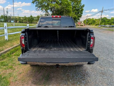 Used 2016 GMC Sierra 1500 SLT w/ SLT Preferred Package AWD/4WD image 7