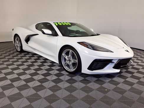 Used 2024 Chevrolet Corvette Stingray Coupe w/ 1LT RWD image 3