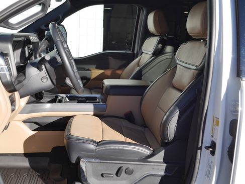 Used 2024 Ford F250 Lariat w/ Lariat Ultimate Package image 3