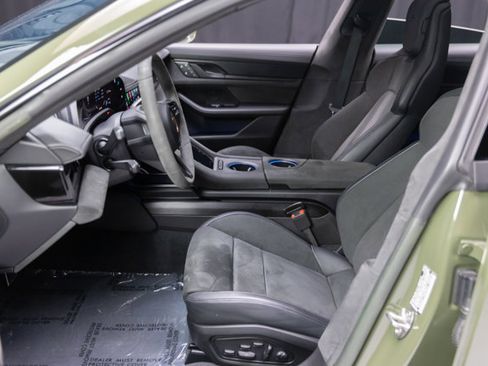 Used 2023 Porsche Taycan GTS image 46