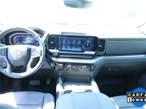 Used 2025 Chevrolet Silverado 2500 LTZ w/ LTZ Premium Package AWD/4WD image 16