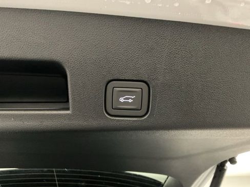 New 2026 Chevrolet Traverse LT FWD image 31