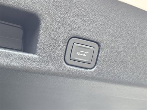 New 2026 GMC Acadia Elevation w/ Elevation Premium Package image 30