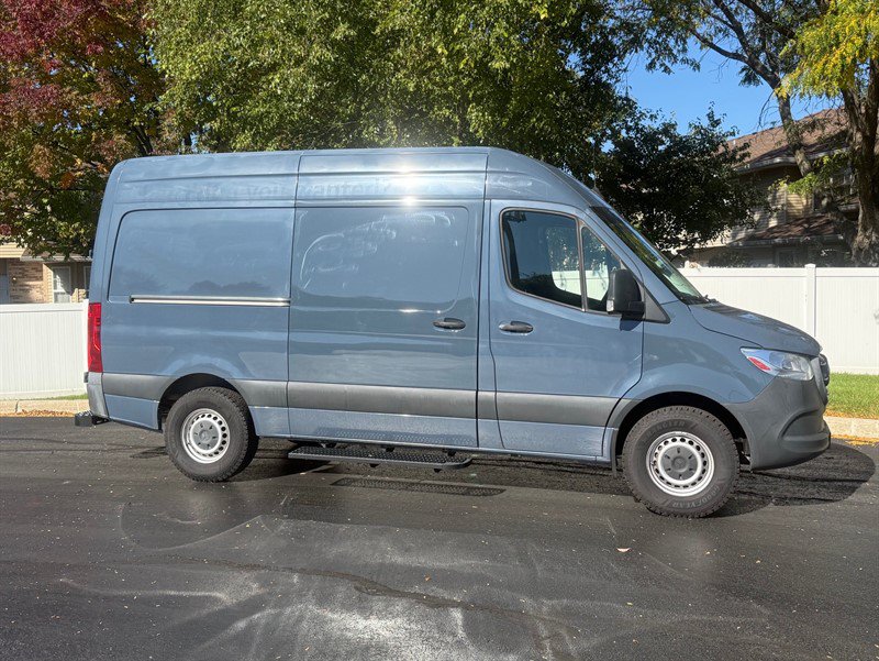 Used 2019 Mercedes-Benz Sprinter 144 image 4