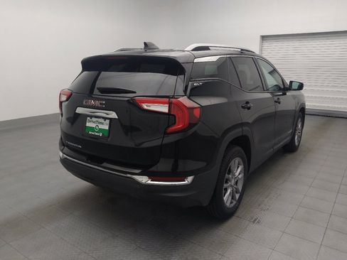 Used 2022 GMC Terrain SLT FWD image 9