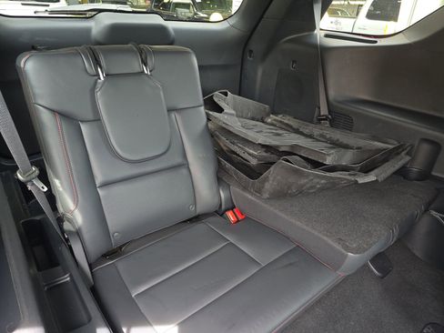 Used 2025 Ford Explorer ST AWD/4WD image 9