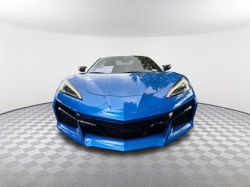 Used 2024 Chevrolet Corvette Z06 RWD image 2