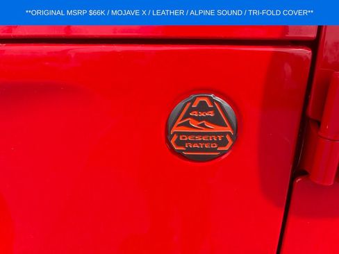 Used 2025 Jeep Gladiator Mojave AWD/4WD image 18
