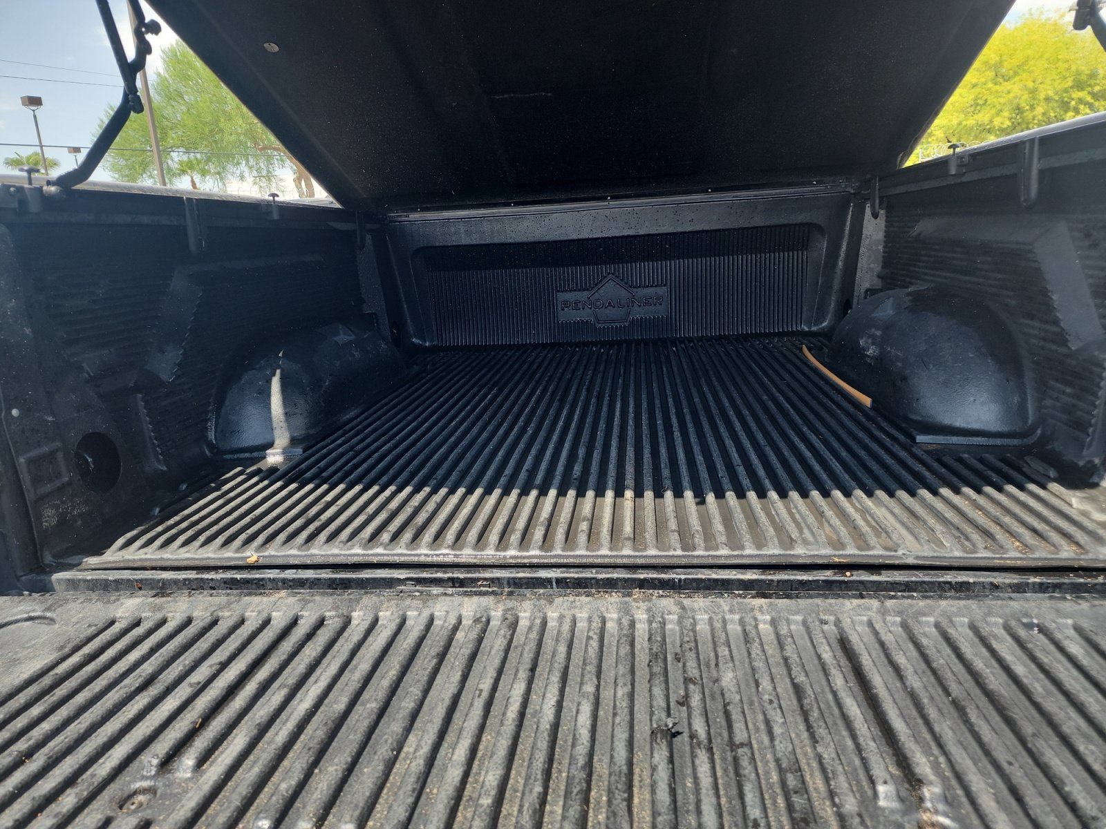 Used 2018 RAM 2500 Laramie w/ Sport Appearance Group AWD/4WD image 28
