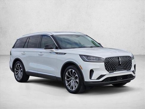 New 2025 Lincoln Aviator 2WD w/ Equipment Group 101A image 5