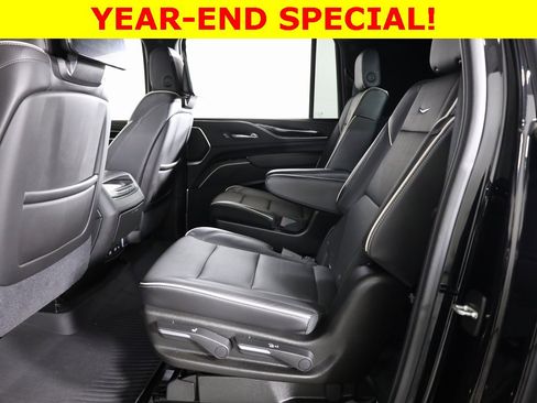 Used 2021 Cadillac Escalade ESV Sport w/ Driver Assist Tech Package image 24