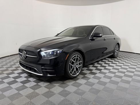 Used 2022 Mercedes-Benz E 450 4MATIC Sedan image 1