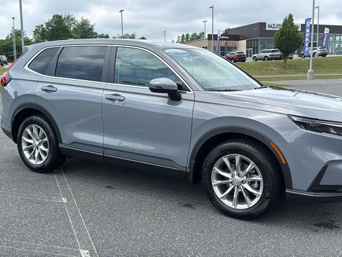 Used 2024 Honda CR-V EX image 2