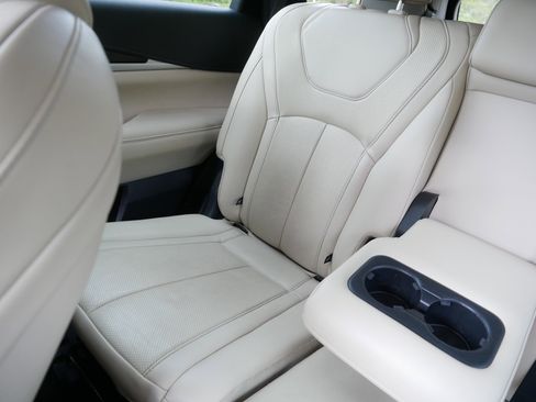 Used 2023 INFINITI QX60 Pure AWD/4WD image 12