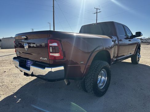 Used 2022 RAM 3500 Limited AWD/4WD image 4