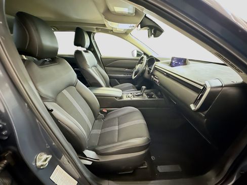 Used 2025 MAZDA CX-50 AWD 2.5 S w/ Premium Package image 34