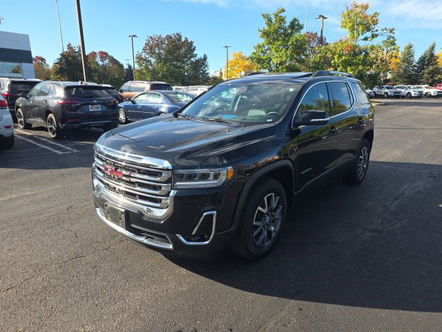 Used 2023 GMC Acadia SLT w/ Technology Package AWD/4WD image 7