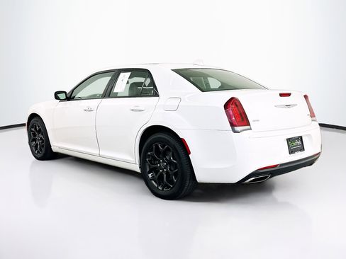 Used 2020 Chrysler 300 S image 5