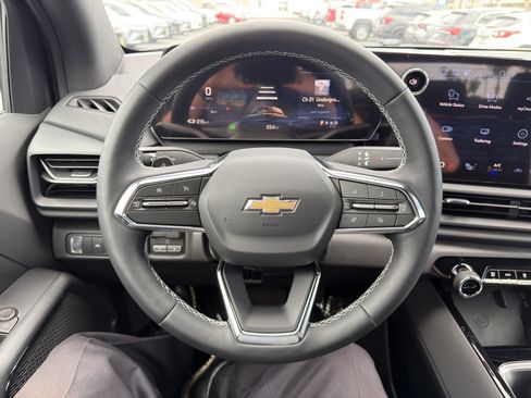 New 2026 Chevrolet Silverado EV LT AWD/4WD image 30