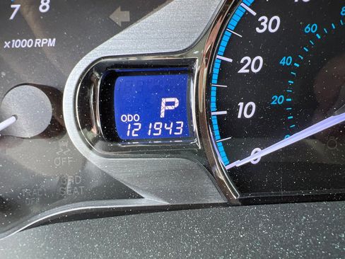 Used 2012 Toyota Sienna Limited w/ Premium Pkg image 29