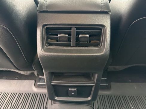 Used 2020 Ford Edge SEL w/ Cold Weather Package image 14