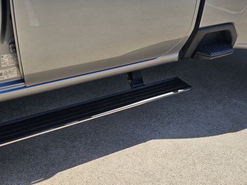 Used 2025 GMC Sierra 3500 Denali Ultimate image 8