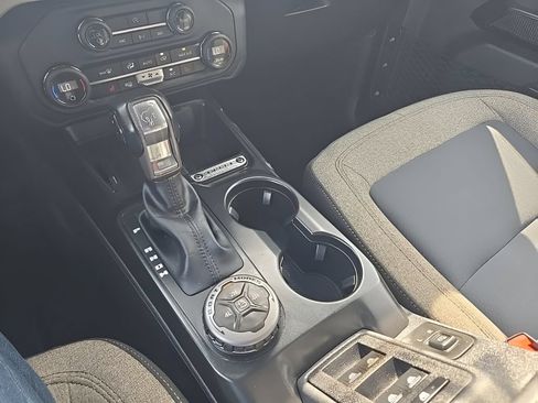 Used 2025 Ford Bronco Big Bend AWD/4WD image 18