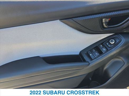 Used 2022 Subaru Crosstrek 2.0i Premium AWD/4WD image 12
