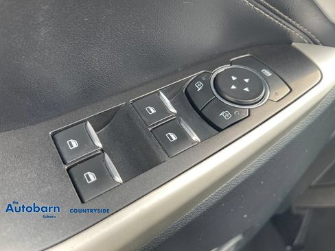 Used 2021 Ford Explorer XLT w/ Equipment Group 202A AWD/4WD image 11