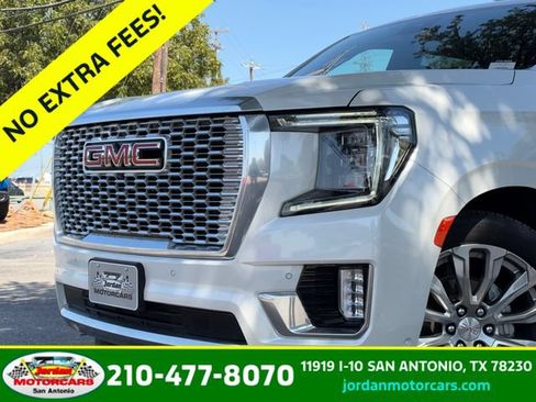 Used 2023 GMC Yukon XL Denali w/ Denali Reserve Package AWD/4WD image 3