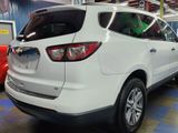 Used 2017 Chevrolet Traverse LT image 3