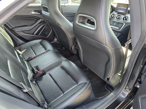 Used 2018 Mercedes-Benz CLA 250 4MATIC image 26